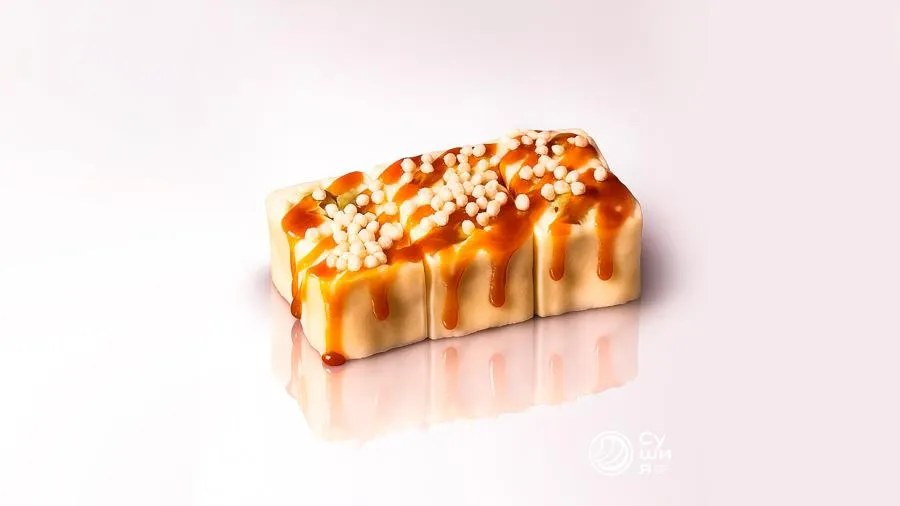 Сладкий ролл с бананом 